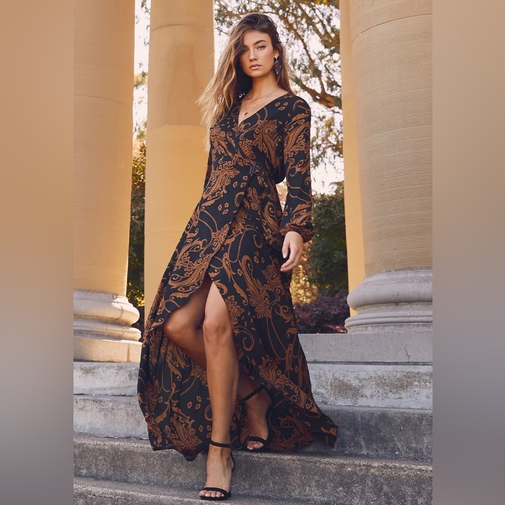 Lulus faux wrap maxi dress. Black and brown. Size L